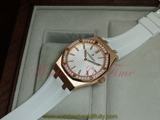 Audemars Piguet Royal Oak Lady Quartz White 18Kt Rose Gold 67651OR.ZZ.D010CA.01