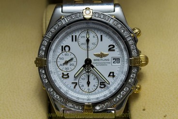 Breitling Chronomat B13352 Factory diamond bezel Steel and 18kt yellow gold RARE