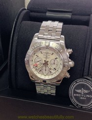 Breitling Chronomat GMT AB0420 Silver Dial - Box & Paperwork - 2015