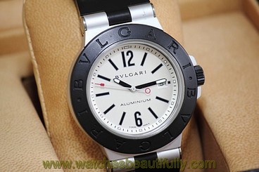 Pre-Owned Bulgari Aluminum/Rubber Men's Automatic White Dial Watch AL44TA, MR