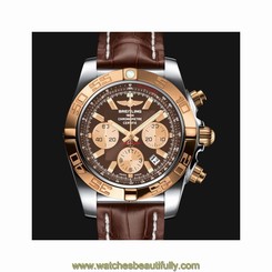 Breitling Chronomat 44 CB011012 - Unworn with Box and Papers