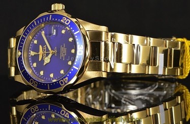 New! Invicta Mens Pro Diver 37.50mm Blue Sunray Dial Gold-Tone SS Bracelet Watch