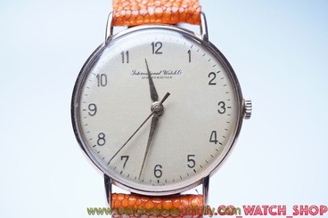 IWC Vintage Yellow Gold 18k Caliber 60