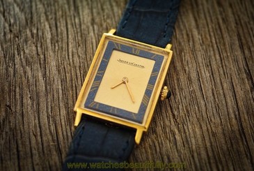 Vintage rare Jaeger le Coultre ref 9009 18kt lapis dial insert, hand winding