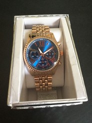 Men's or women's Wrist Watch, blue face, gold metal band analog 030506398219 NIB 99945395814