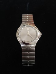 Authentic Movado Sports Edition SE Ladies Silver Dial Swiss Quartz Watch 604481