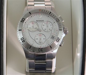Men's MOVADO 800 Silver Dial Stainless Steel Swiss Quartz Watch 8"
