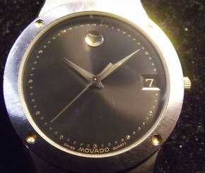 MOVADO MUSEUM - MEN MID SIZE STAINLESS STEEL AND GOLD - QUARTZ SWISS MADE