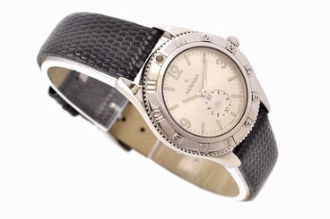 Vintage Movado Gentry Stainless Steel Quartz Ladies Watch 1223