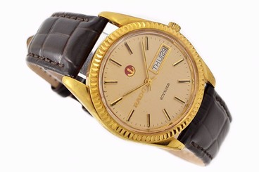 Vintage Rado Voyager Gold Plated Automatic Mens Watch 1265