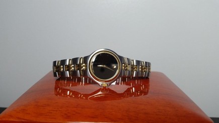 Authentic Movado Two-Tone Stainless Steel Ladies Watch 81.A1.827.2