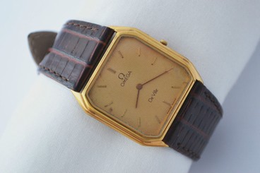 Vintage Omega De Ville Cal.1377 Gold Plated Quartz Mens Watch 886