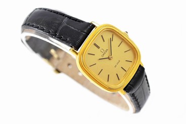 Fake AAA Vintage Omega De Ville Cal.625 Hand Wind Gold Plated Ladies Petite Watch 1154 Watch