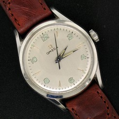 Vintage 60's Men's Omega 32.5mm Stainless Steel 17 Jewel Mechanical Watch 2667-4