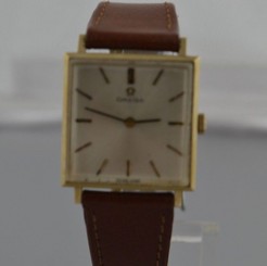 w-180 14K GOLD OMEGA VINTAGE HAND WINED MENS WATCH 17 JEWELES.