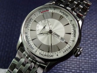 AUTHENTIC ORIS AUTOMATIC 7596 DAY DATE SS CASE 45MM DIAMETER MINT