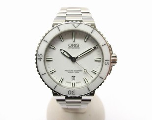 Pre-Owned ORIS Aquis Men's SS 73377676 White Automatic Watch, MD
