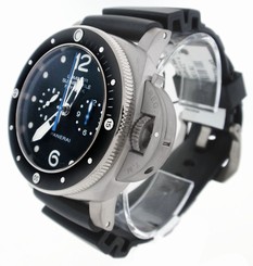 Panerai Luminor Submersible 1950 3Days 47MM Titanio Men Watch PAM00615 New Orig