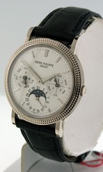 Patek Philippe Perpetual Calendar 5039G Moonphase 18k White Gold 35mm watch.