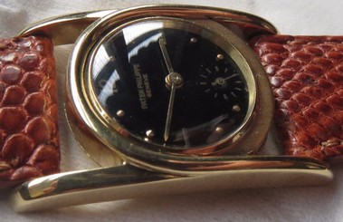 Patek Philippe Ref. 497 extended lugs rare mens wristwatch 18K solid gold case