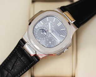 Patek Philippe Nautilus 5712G-001 UNWORN COMPLETE 845960059725