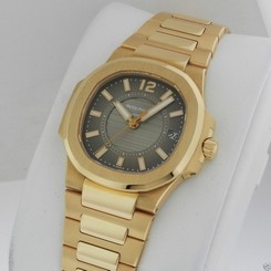 Patek Philippe Nautilus Ladies 18kt Rose Gold Grey Dial 7011/1R-010 NEW B&P