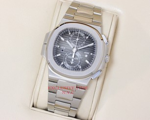 Patek Philippe Nautilus 5990/1A Chronograph Travel Time UNWORN