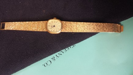 Patek Philippe 18k Yellow Gold ellipse ladies Watch 4106/1