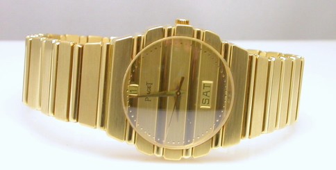 Piaget Polo 18k Yellow gold Quartz Watch 1985 15661 C701