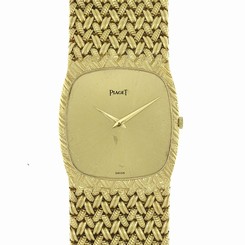 Piaget Watch WIth Manual Wind Super Thin Movement 18k Solid Gold On Mesh Bracele