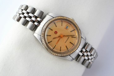 Vintage Rado Voyager Date Automatic Stainless Steel Ladies Petite Watch 787