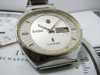 NICE & RARE VINTAGE RADO STARFIRE AUTOMATIC OVAL CASE GENTS SILVER DIAL.