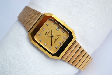 Vintage Rado Diastar Gold Plated Quartz Ladies Watch 248