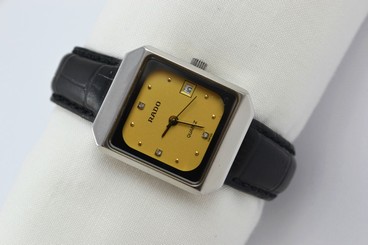Vintage Rado Diastar Stainless Steel Quartz Ladies Petite Watch 431