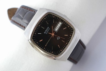 Vintage Rado Stainless Steel Mens Quartz 1114.3261.4 Watch 771