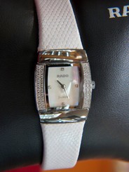 RADO SINTRA Ladies watch JUBILE DIAMOND R13578906 new in a box Ceramic+ Leather