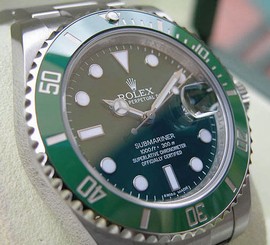 Rolex SUBMARINER 116610 HULK Mens Steel Oyster Green Ceramic Bezel & Dial 40MM