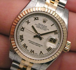 BRAND NEW LADIES 18K/SS ROLEX DATEJUST IVORY PYRAMID DIAL JUBILEE BRACELET 17917