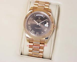 Rolex Day-Date II Brown Roman Dial 18kt Everose Gold 218235 MINT
