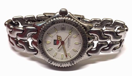 Authentic TAG HEUER WG1210-KO Stainless Steel MID-SIZE Swiss Diver Watch