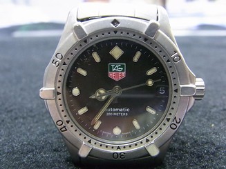 All Origianl TAG Heuer Stainless Steel Mans Automatic 200M DIVER Watch
