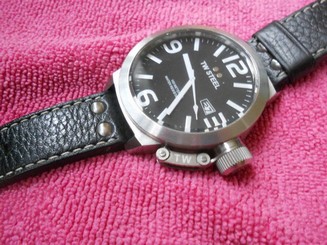 TW STEEL TW22 Men's Watch - Lightly used - 100% Authentic!