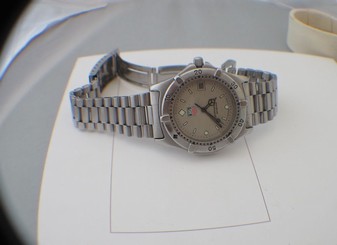 TAG HEUER SWISSMADE 962.206 Professional 2000 SS Watch Quartz Men's Gray Silver
