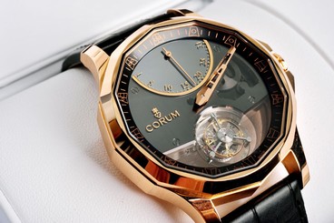 Corum Admiral's Cup Tourbillon 18K gold 42mm 016.101.55/00001 AN10 50 Limited