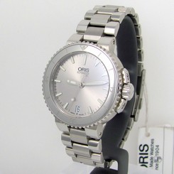 New ORIS Aquis Silver Dial Date 01 733 7652 4141 07 8 18 01P Ladies Watch G
