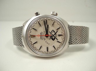VINTAGE 1969 OMEGA CHRONO STOP REF 145.009 WATCH WITH ORIGINA DIAL AND BAND.