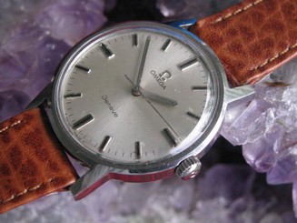 Omega 601 Vintage Stainless Steel Manual Wind Wrist Watch