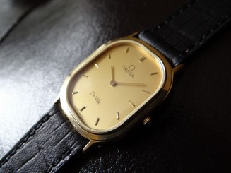 Authentic Swiss Made Omega De Ville Midsize Men's Watch~Gold Plaque 20M~WOW!