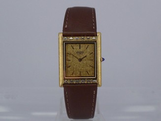 SWISS Rado gold sand dial quartz Gold plated sapphire stone women dressing watch