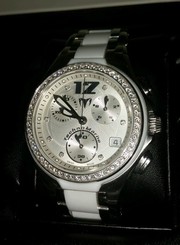 Womens Technomarine Neo Classic White Ceramic Diamond Watch BOX & PAPERS